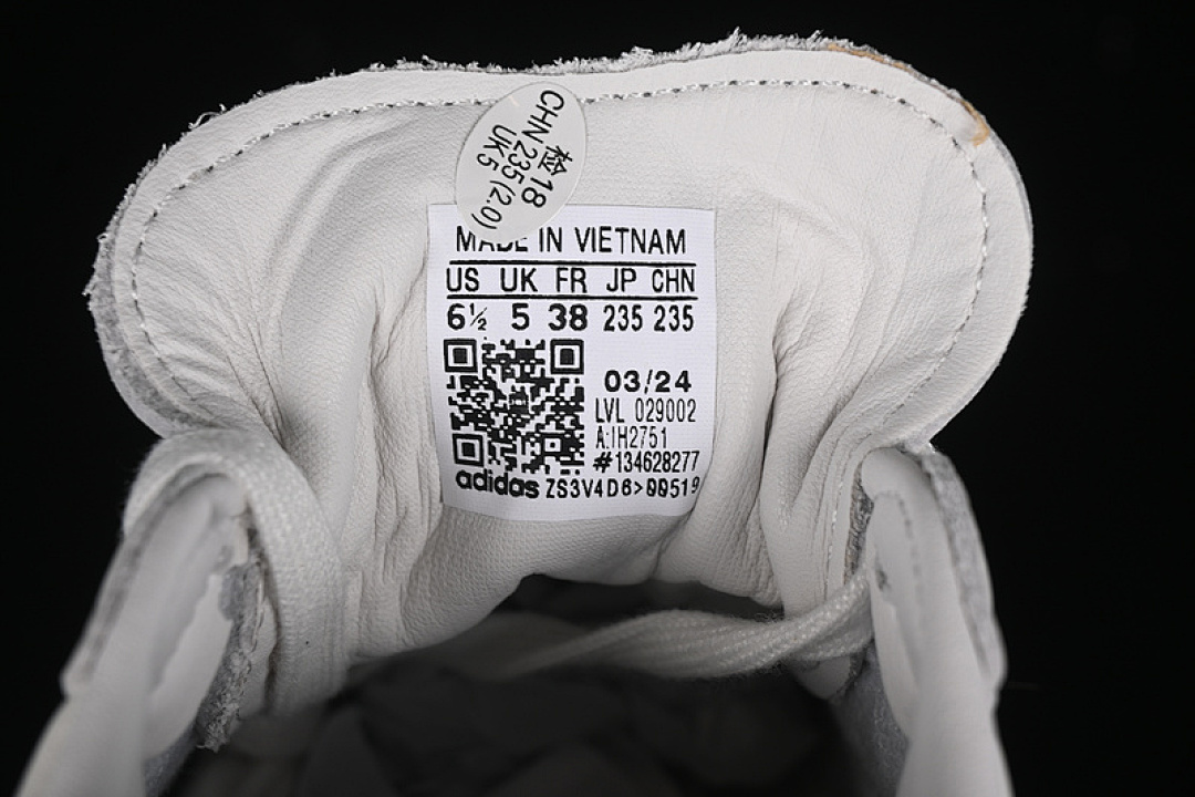 Adidas [IH2751]-[SAMBA VEGAN CLOUD WHITE/WONDER QUARTZ/WONDER WHITE]-[WOMAN:36-42] - Image 6