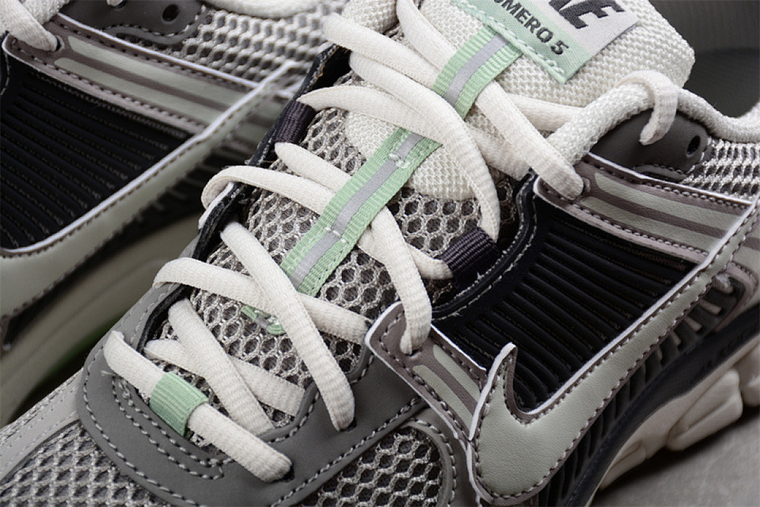 Nike [FB8825-001]-[AIR ZOOM VOMERO 5 COBBLESTONE/LIGHT BONE]-[WOMAN:36-39]-[MAN:40-45] - Image 8