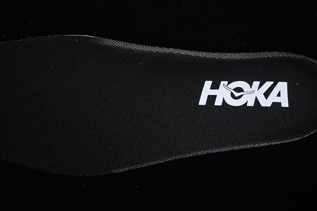 On Running [1162012 BWHT]-[HOKA ONE BONDI 9 WHITE/BLACK]-[WOMAN:36-39]-[MAN:40-45] - Image 5