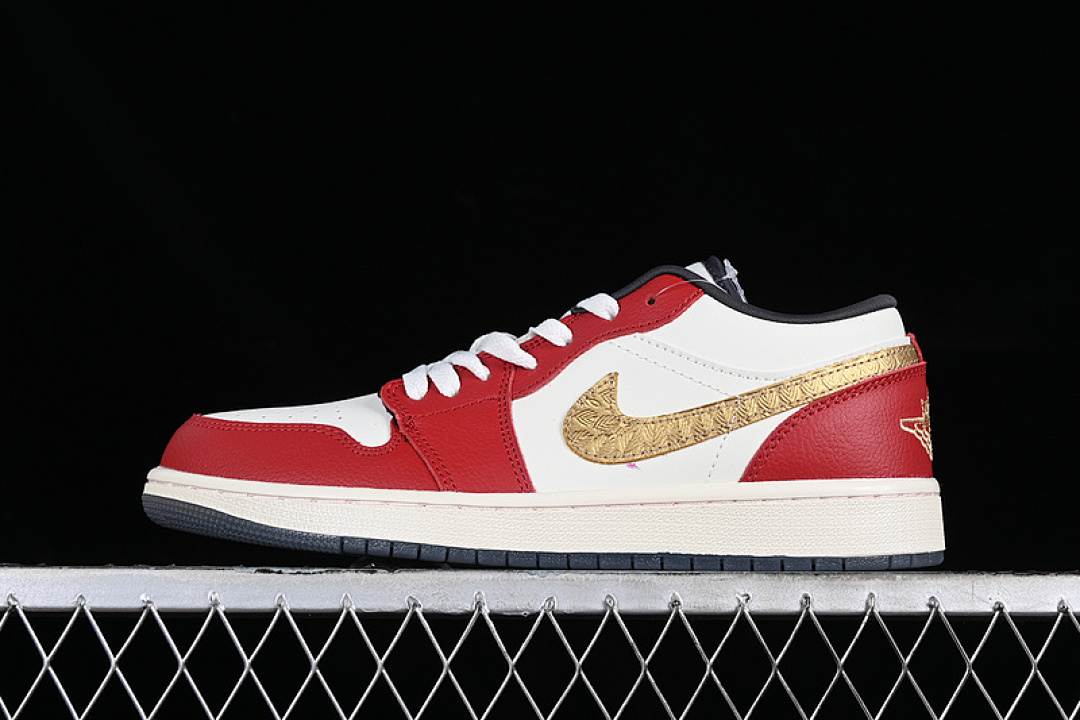 Jordan [FJ5735-100]-[AIR JORDAN 1 LOW SE SAIL/METALLIC GOLD GRAIN/DARK TEAM RED/DARK SMOKE (GREY]), photo 1