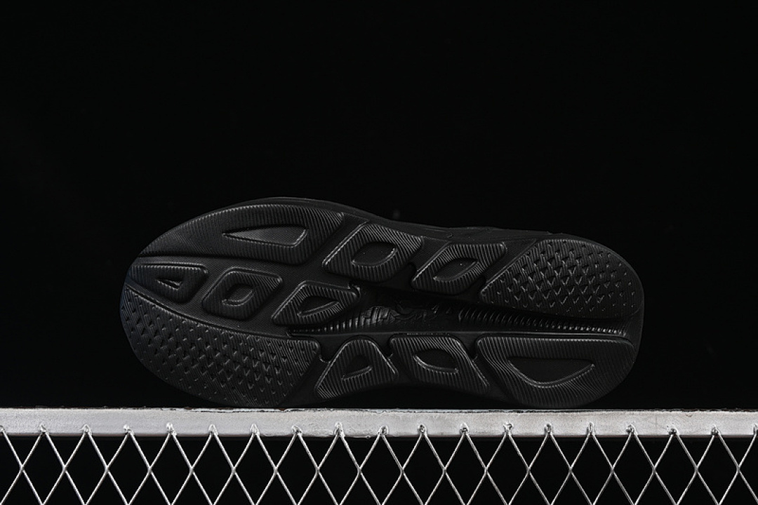 On Running [1155132 BBLC]-[HOKA ONE RINCON 4 BLACK]-[WOMAN:36-39]-[MAN:40-46] - Image 15
