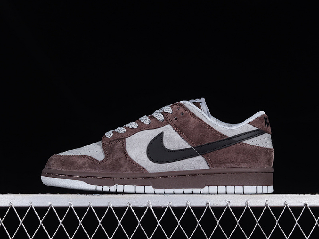 Nike OTOMO KATSUHIRO X SB DUNK LOW STEAMBOY OST DARK BROWN/BLACK/GREY · DD9606-123, photo 1
