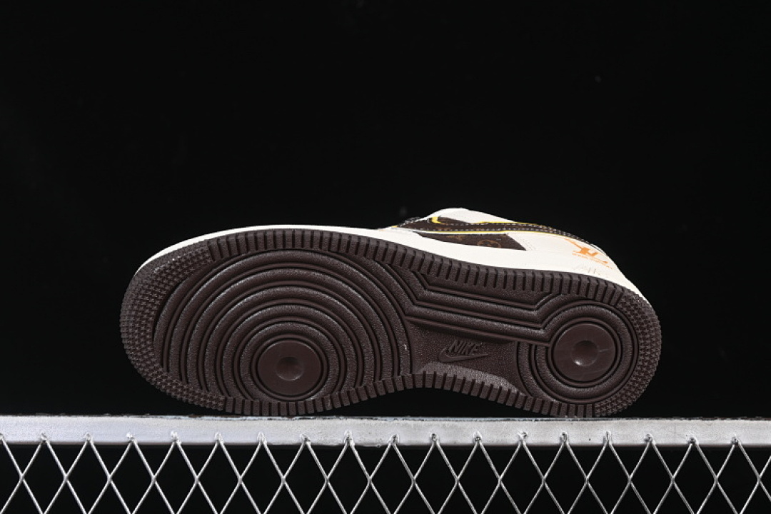 Nike [DD1982-302]-[AIR FORCE 1 07 LOW CASUAL SNEAKERS BLACK/WHITE/YELLOW]-[WOMAN:36-39]-[MAN:40-45] - Image 14