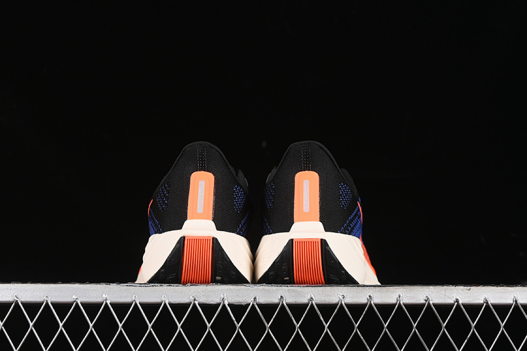 Nike [FQ7262-008]-[AIR ZOOM PEGASUS 35 BLACK/ASTRONOMY BLUE/VIVID GRAPE/HYPER CRIMSON]-[MAN:39-45] - Image 14