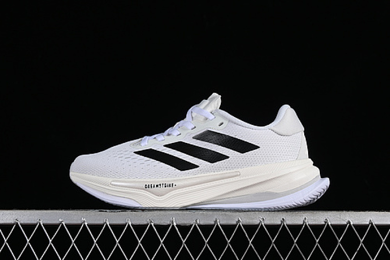 SUPERNOVA RISE M BLACK/WHITE · TE1684, photo 1