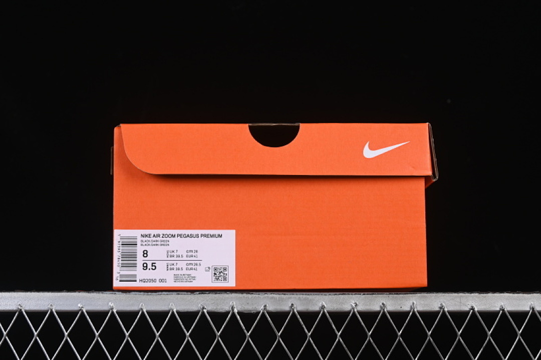 Nike [HQ2050-001]-[AIR ZOOM VOMERO PREMIUM GRASS GREEN/BLACK]-[WOMAN:36-39]-[MAN:40-46] - Image 11