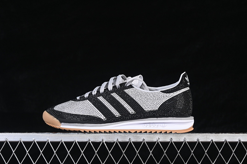 SL 72 OG GREY TWO/CORE BLACK/FOOTWEAR WHITE · KJ6151, photo 1