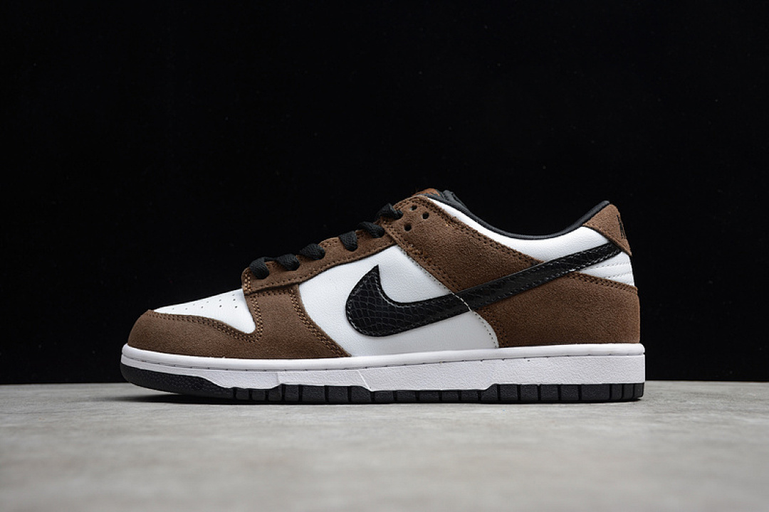 Unbranded [304292-102]-[ORIGINAL QUALITY SB DUNK LOW TRAIL WHITE/BLACK-TRAIL END BROWN]-[MAN:40-47], photo 1