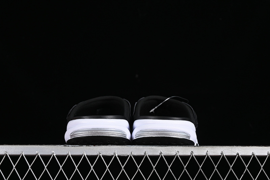 Nike [FJ2708-001]-[AIR MORE UPTEMPO SLIDE BLACK/BLACK/CLEAR/WHITE]-[WOMAN:36-39]-[MAN:40-46] - Image 11