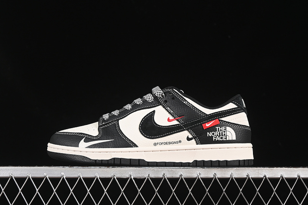 Nike SB DUNK LOW GREY/WHITE/BLACK · YX5066-339, photo 1