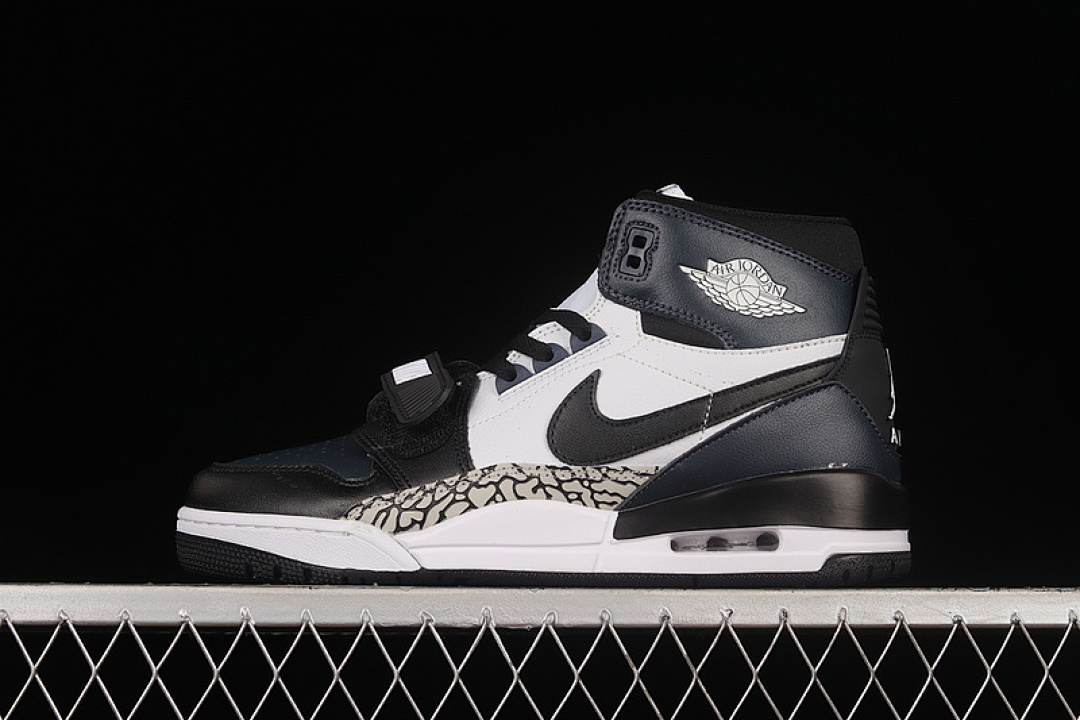 Jordan AIR Jordan LEGACY 312 MIDNIGHT NAVY/BLACK/WHITE · DO7441-401, photo 1