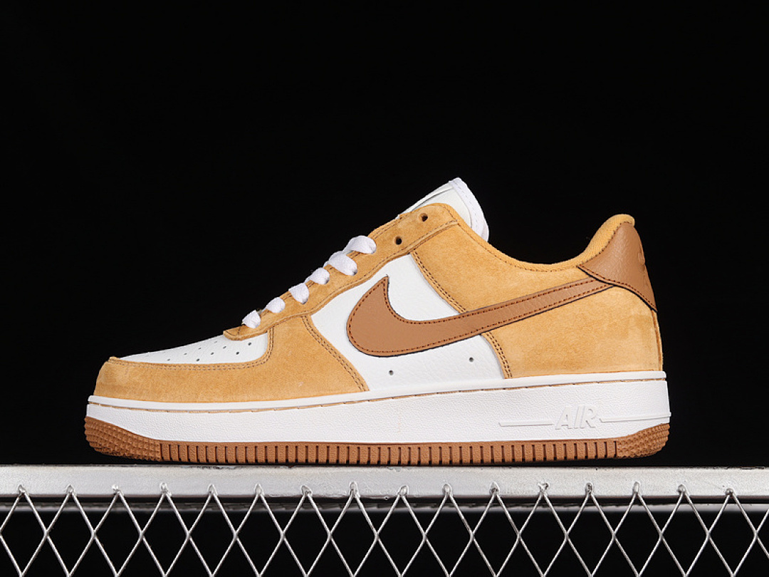 Nike Nike AIR FORCE 1 LXX VACHETTA TAN/FLAX-SAIL · DX1193-200, photo 1