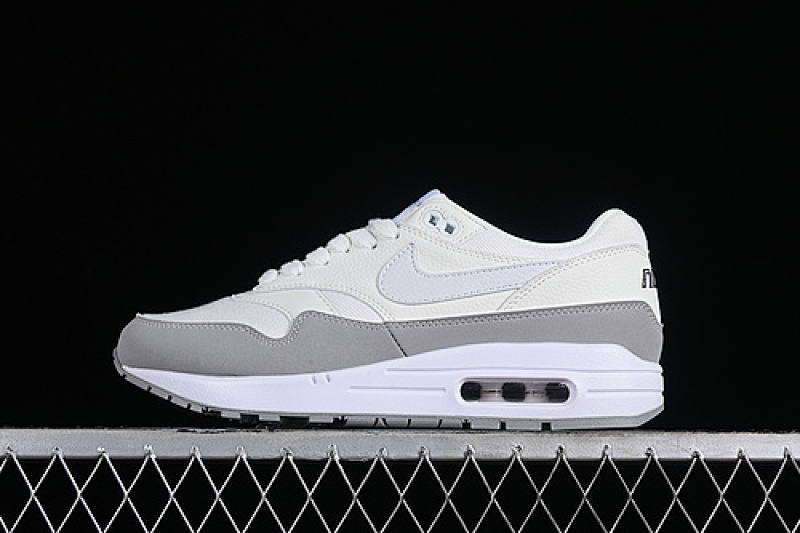Nike AIR MAX 1 PHOTON DUST/WHITE/LIGHT SMOKE GREY/MIDNIGHT NAVY · FN0564-001, photo 1