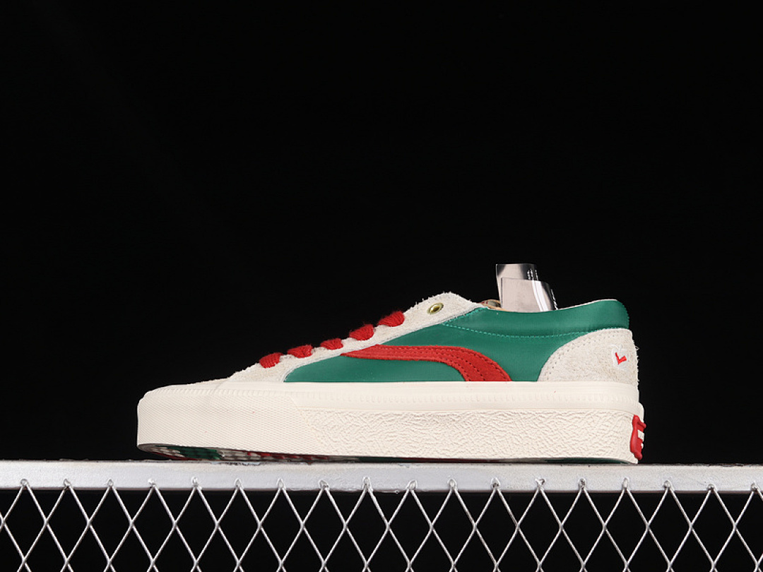 On Running [V231NY700105]-[VISION STREET WEAR X ODD CIRKUS LIGHT GREY/DARK GREEN/RED]-[UNISEX:35-44], photo 1