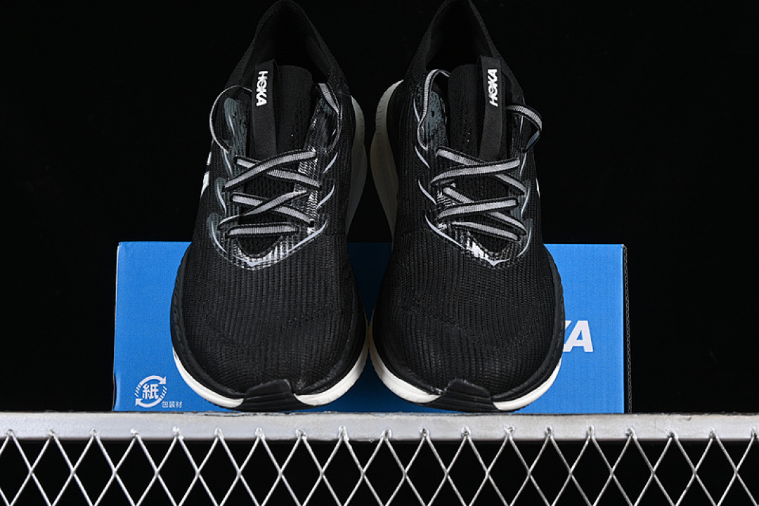 Hoka [1147910 AAS]-[HOKA ONE CIELO X1 WHITE/BLACK]-[WOMAN:36-39]-[MAN:40-45] - Image 13