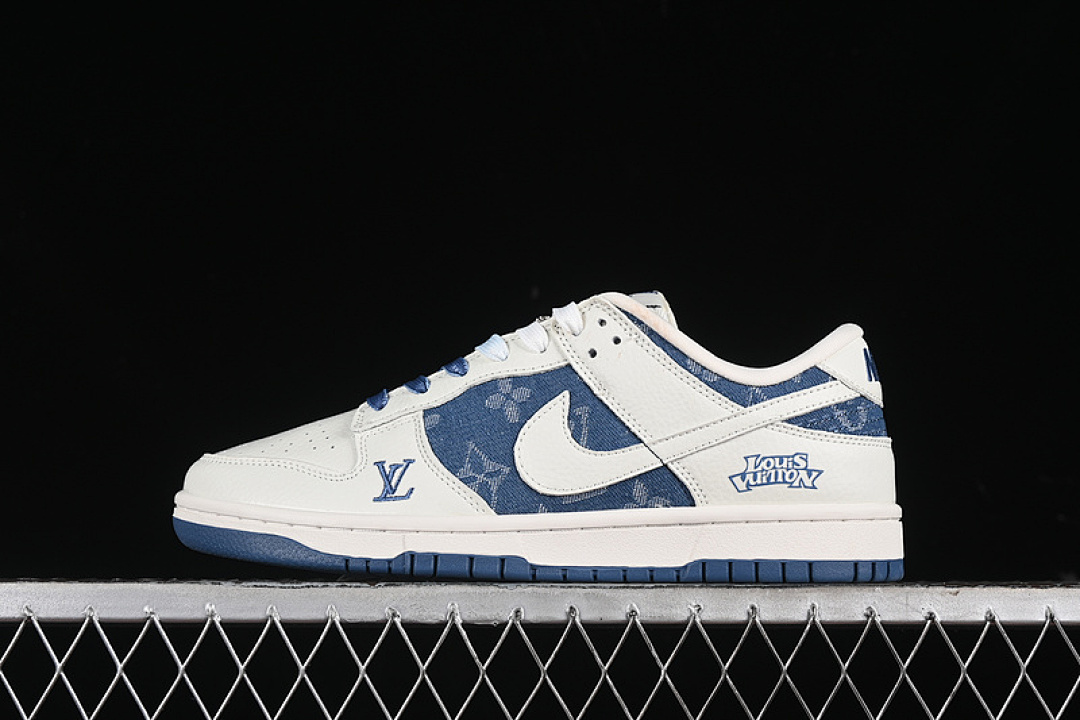 Unbranded [JH8310-954]-[SB DUNK LOW L*V WHITE/BLUE]-[WOMAN:36-39]-[MAN:40-45], photo 1