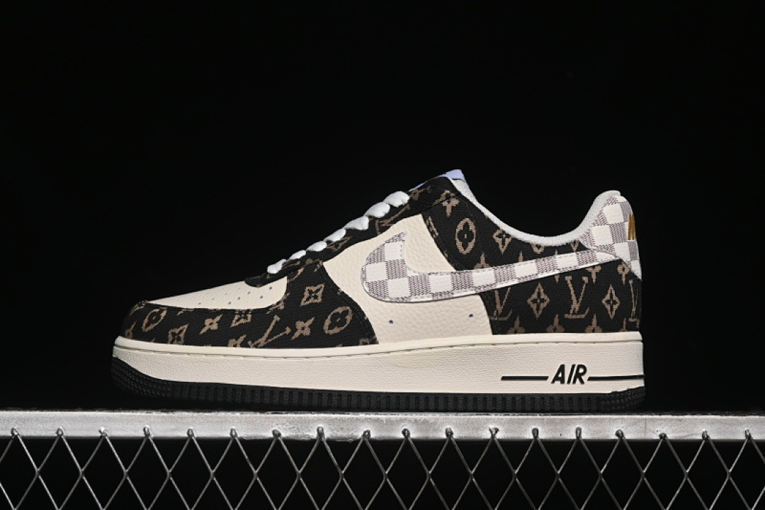 Nike [BZ6880-104]-[AIR FORCE 1 07 LOW LV WHITE/BLACK/BROWN]-[WOMAN:36-39]-[MAN:40-45] - Image 2