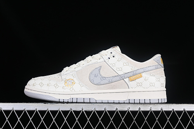 Nike GU*CCI SB DUNK LOW WHITE/GREY · FC1688-159, photo 1