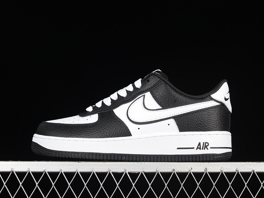 Nike Nike AIR FORCE 1 LOW 07 WHITE/BLACK/WHITE · DX3115-100, photo 1