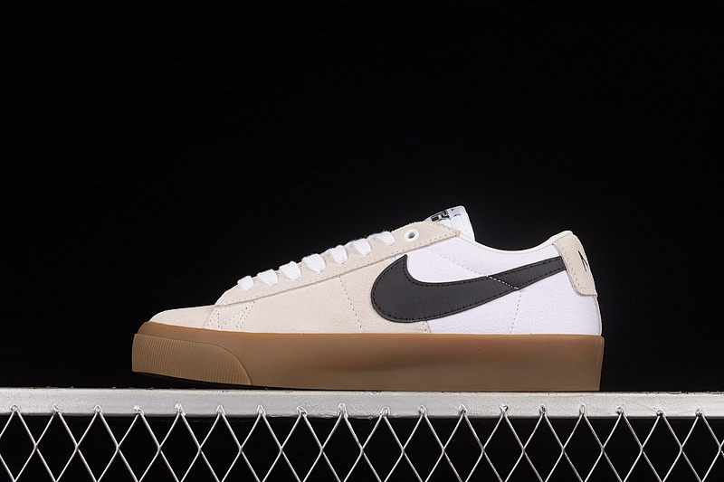 Nike SB ZOOM BLAZER LOW PRO GT WHITE/BLACK/GUM · DC7695-100, photo 1