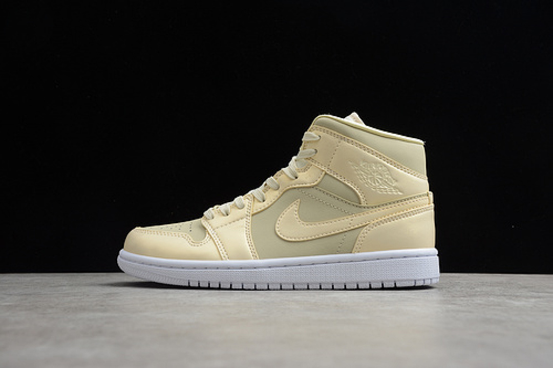 Jordan [CK6587-200]-[AIR JORDAN 1 MID SE GOOSE FEATHER YELLOW/LEMON YELLOW-WHITE]-[WOMAN:36-39], photo 1