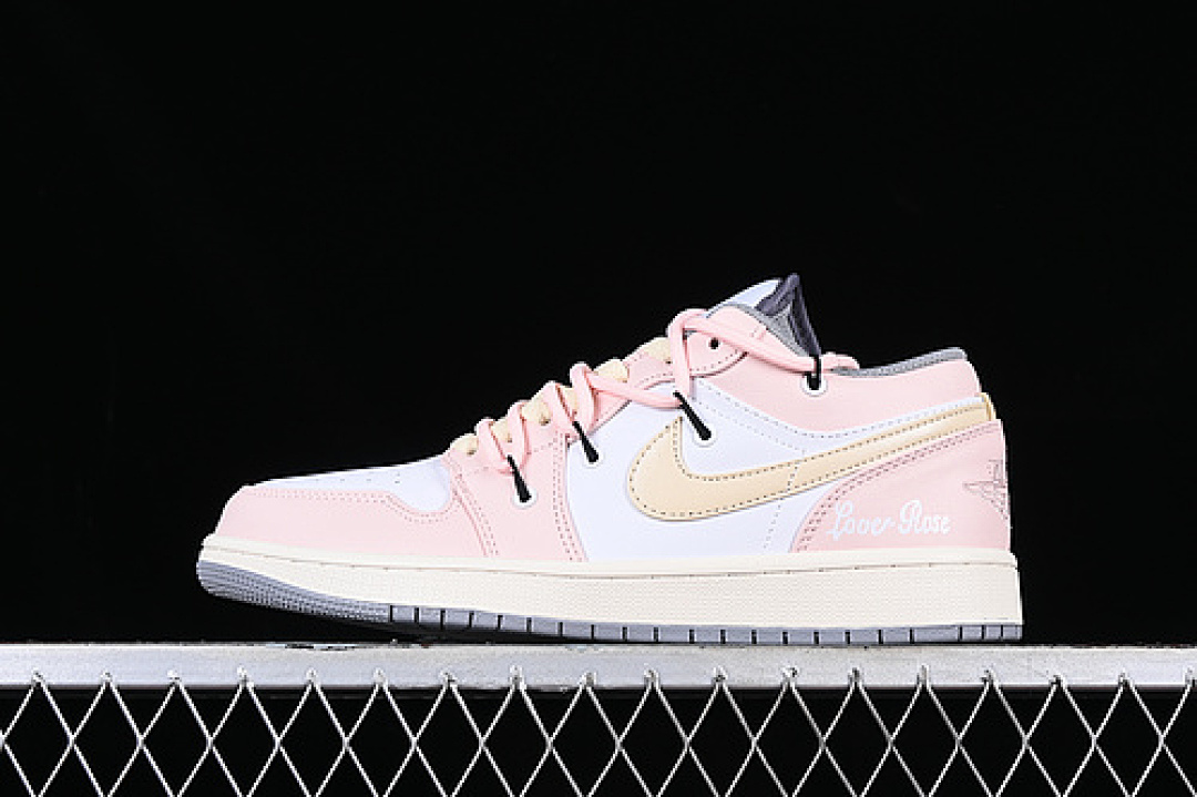 Jordan [553558-053]-[AIR JORDAN 1 LOW WHITE/PINK/YELLOW]-[WOMAN:35.5-39]-[MAN:40-47.5], photo 1