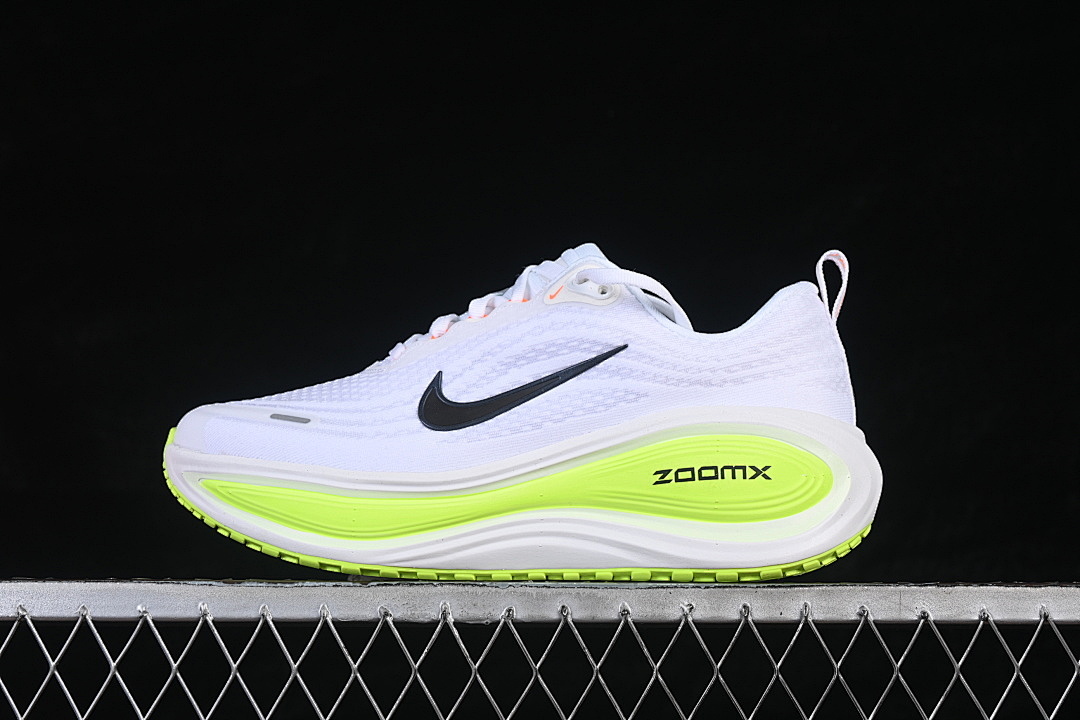 Nike [HV8150-120]-[VOMERO PLUS WHITE/VOLT/BARELY VOLT/BLACK]-[WOMAN:35.5-39]-[MAN:40-46], photo 1