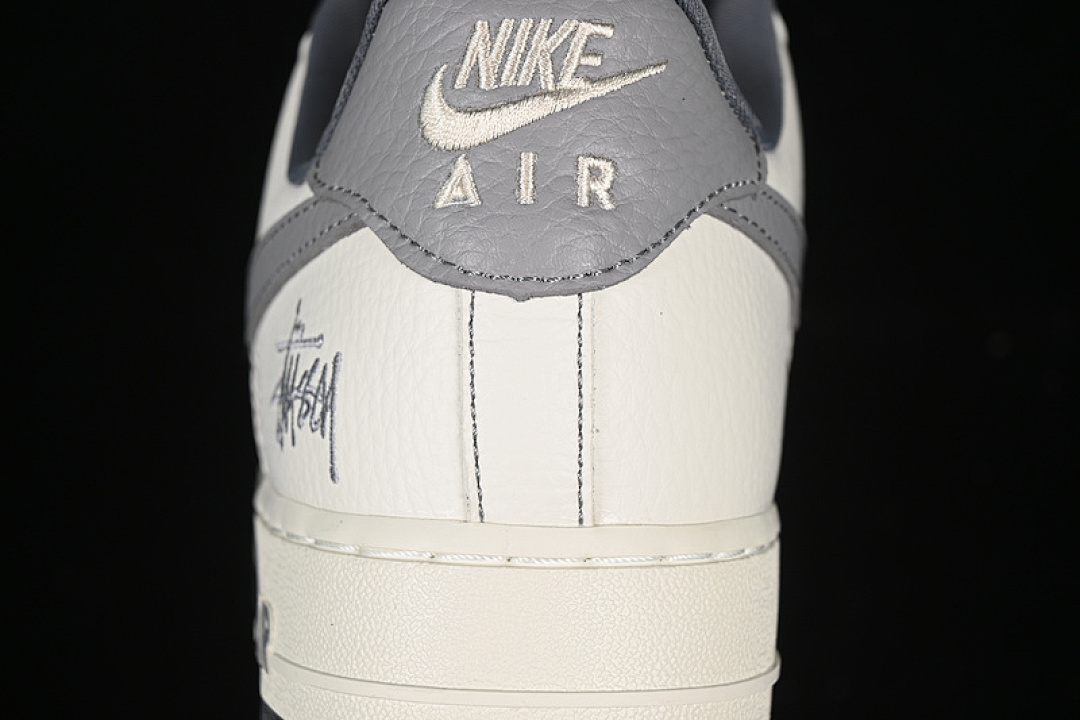Nike [BZ6808-101]-[AIR FORCE 1 07 LOW WHITE/GREY]-[WOMAN:36-39]-[MAN:40-45] - Image 7