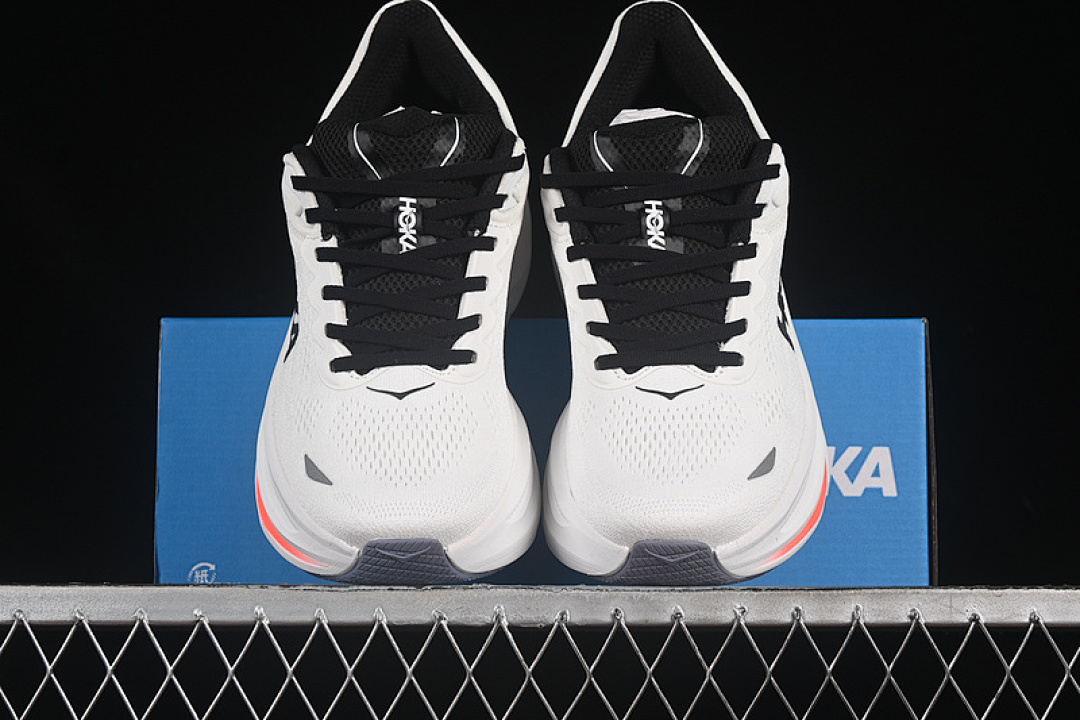 On Running [1162011 WBLC]-[HOKA ONE BONDI 9 WHITE/BLACK/ORANGE]-[WOMAN:36-39]-[MAN:40-45] - Image 13