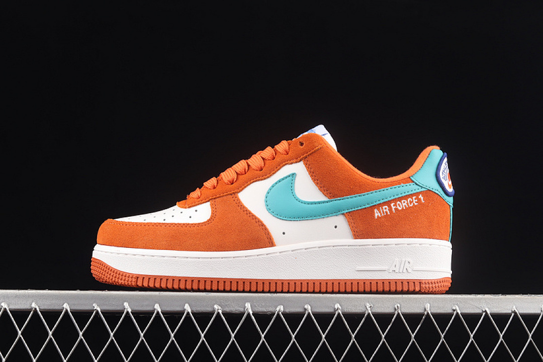 Nike [DH7568-800]-[AIR FORCE 1 LOW ATHLETIC CLUB WHITE/ORANGE/BLUE]-[WOMAN:36-39]-[MAN:40-45], photo 1