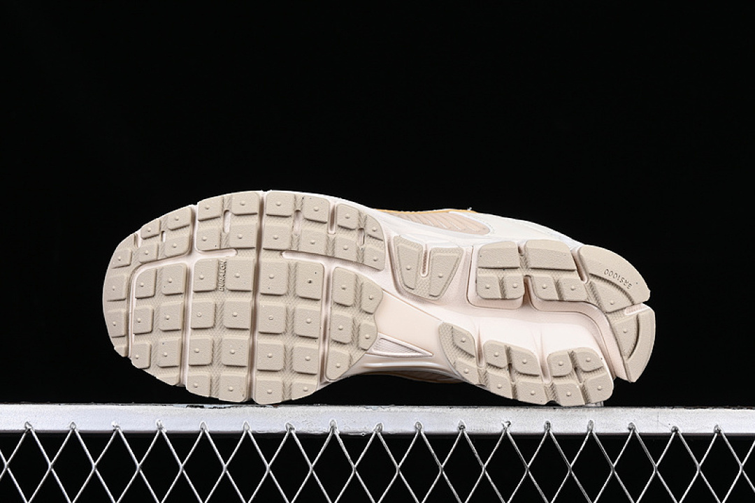 Nike [FQ6868-111]-[ZOOM VOMERO 5 SP BROWN/GREEN/GREY/WHITE]-[WOMAN:36-39]-[MAN:40-45] - Image 15