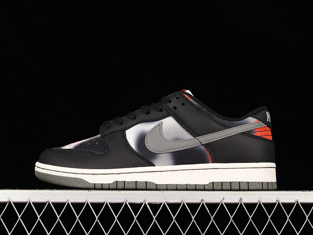 Unbranded [DM0108-001]-[DUNK LOW 'GRAFFITI PACK (BLACK RED']-[UNISEX:36-47.5]), photo 1