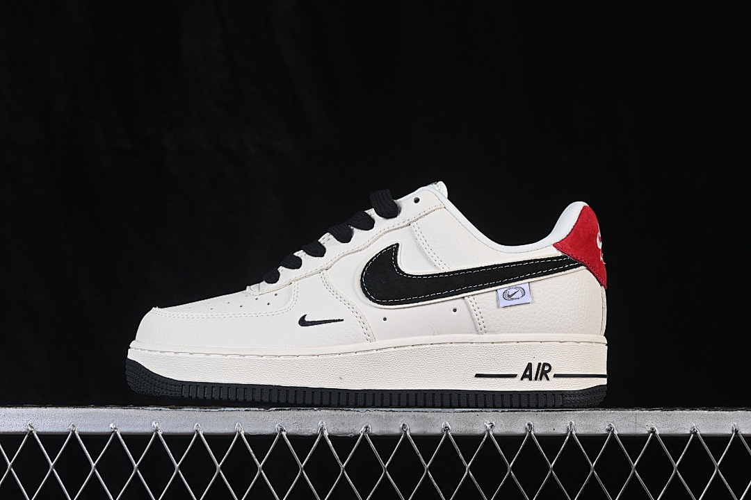 Nike Nike AIR FORCE 1 07 LOW CASUAL SNEAKERS BLACK/WHITE/RED · DD1982-324, photo 1