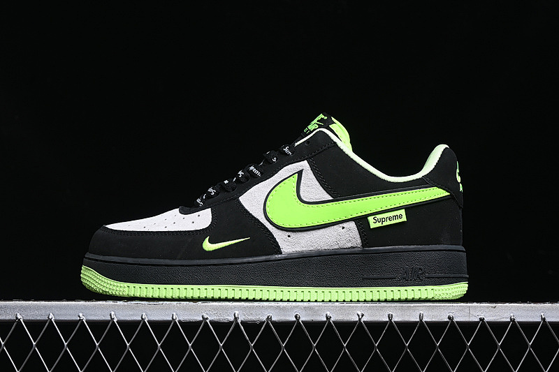 Nike Nike AIR FORCE 1 07 LOW SUPREME WHITE/BLACK/GREEN · DF0188-009, photo 1