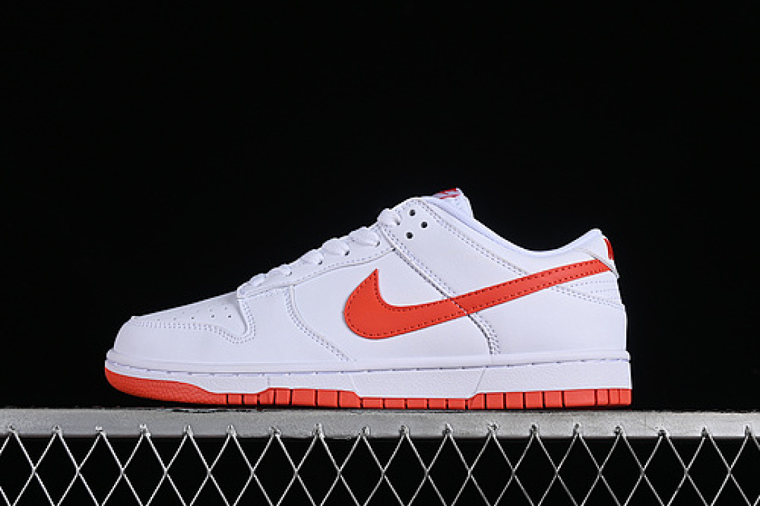 Nike SB DUNK LOW WHITE/ORANGE/PICANTE RED · DV0831-103, photo 1