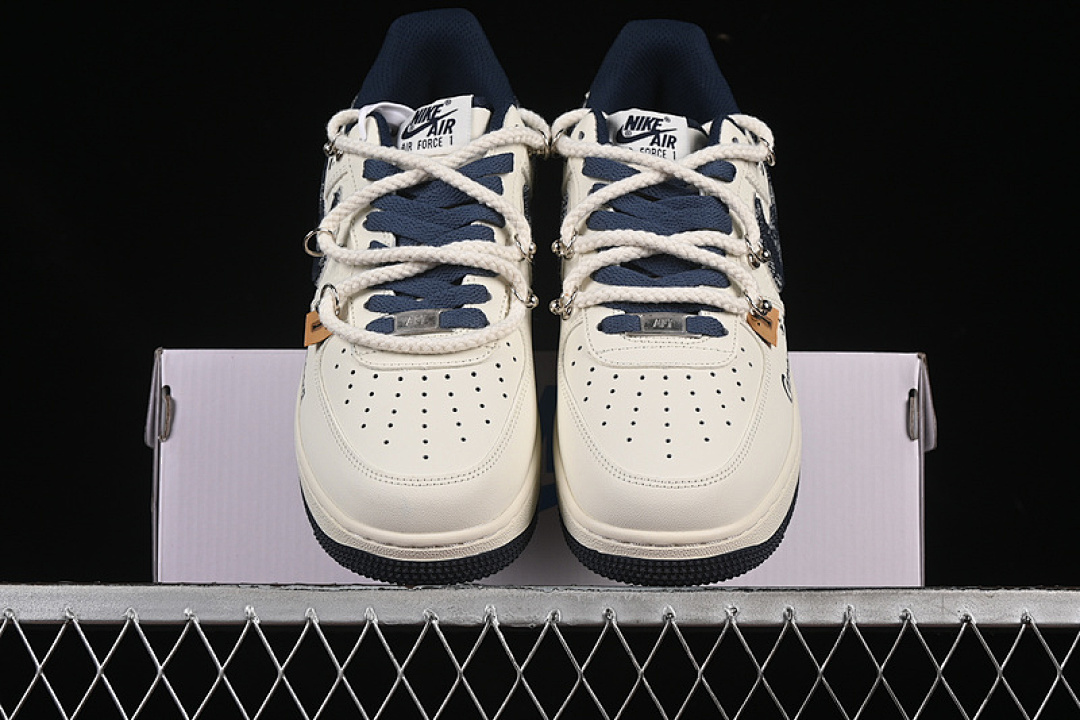Nike [LV0506-110]-[AIR FORCE 1 07 LOW CAPYBARA POUR MILKBAPE BLUE/WHITE/GREY]-[UNISEX:36-45] - Image 13