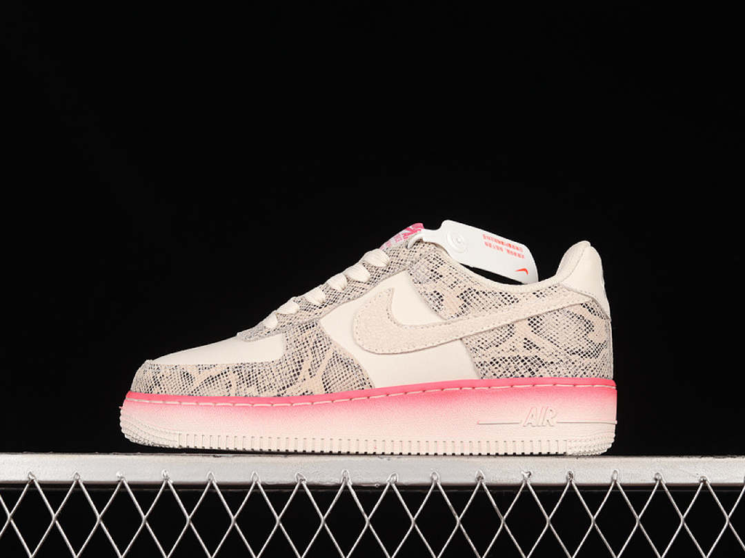 Nike Nike AIR FORCE 1 LOW SNAKESKIN PHANTOM/SAIL-SAIL-PINK NEBULA · DV1031-030, photo 1