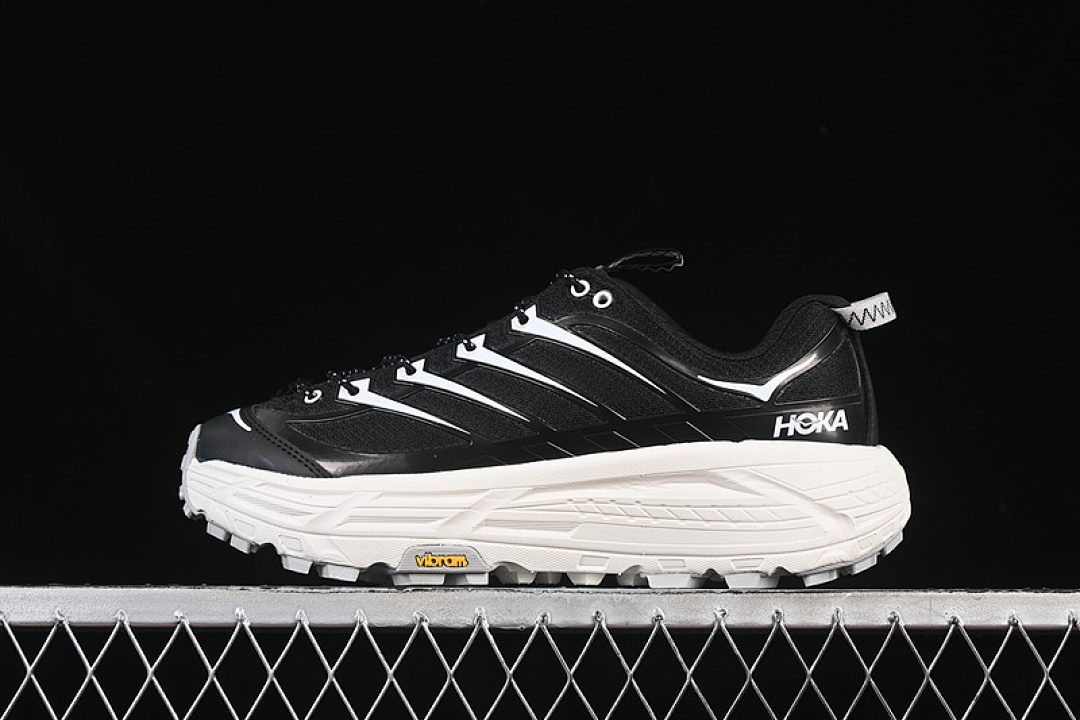 Hoka [1141572 BKCS]-[HOKA MAFATE THREE 2 WHITE/BLACK/GREY]-[WOMAN:36-39]-[MAN:40-45] - Image 2