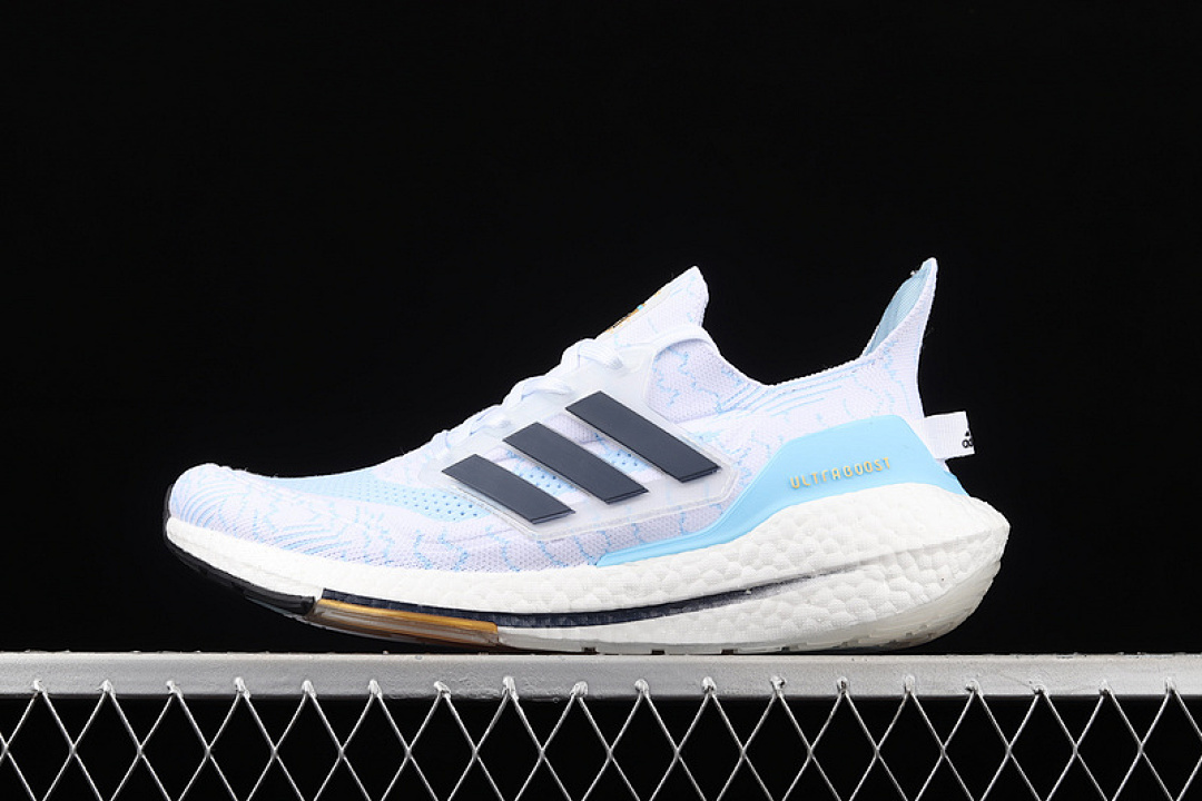 ULTRABOOST 21 SHOES CLOUD WHITE/NIGHT INDIGO/CLEAR BLUE · GZ7120, photo 1