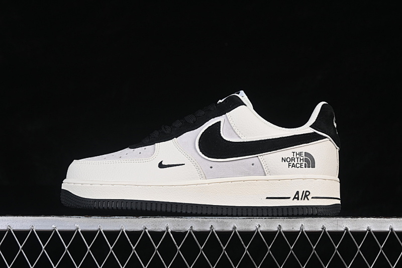 Nike Nike AIR FORCE 1 07 LOW WHITE/BLACK/GREY · DD1982-332, photo 1