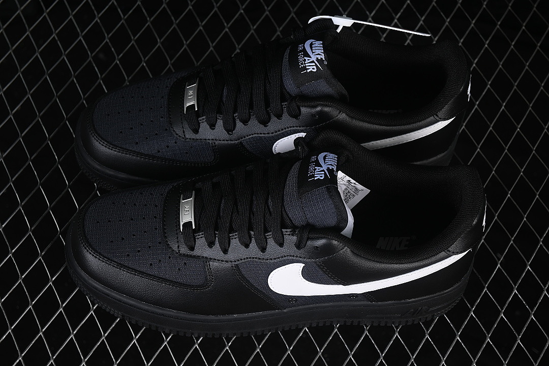 Unbranded [IR0952-001]-[AIR FORCE 1 07 LOW CASUAL SNEAKERS BLACK/WHITE/BLACK]-[WOMAN:36-39]-[MAN:40-45] - Image 11