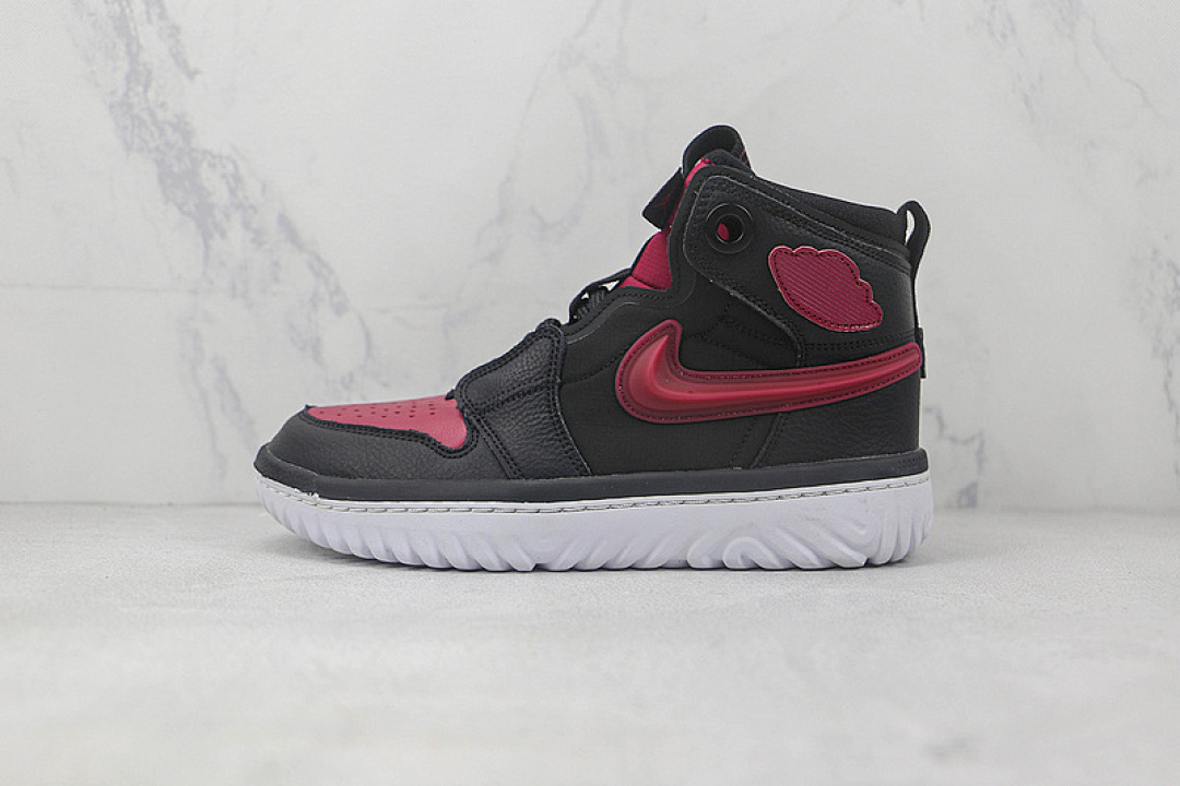 Jordan [AR5321-006]-[AIR JORDAN 1 REACT HIGH BLACK/WHITE/NOBLE RED]-[WOMAN:36-39]-[MAN:40-45], photo 1