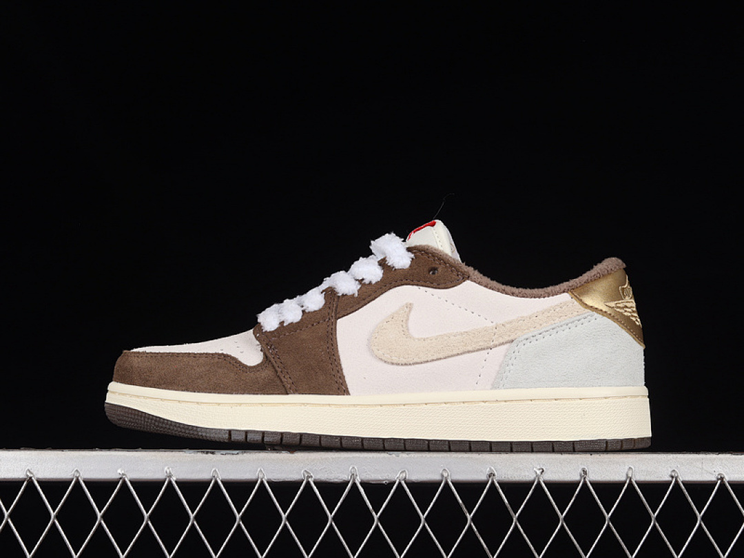 Jordan AIR Jordan 1 RETRO LOW OG YEAR OF THE RABBIT PALOMINO/METALLIC GOLD · DV1312-200, photo 1