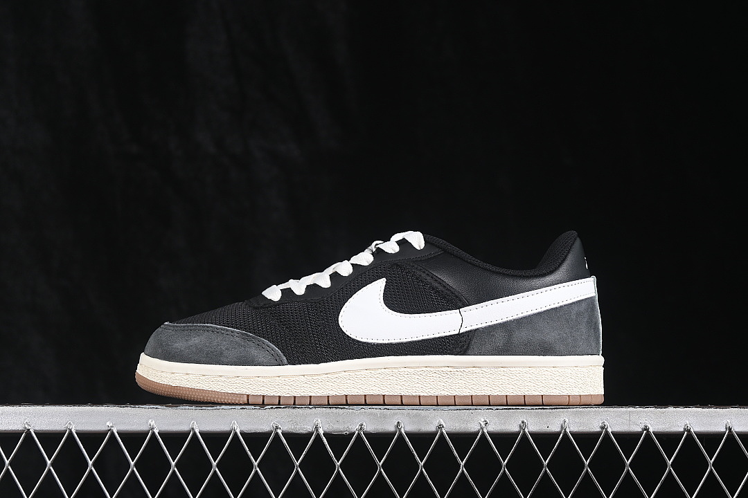 Jordan [IM2055-001]-[AIR JORDAN SKYLINE BASKETBALL SHOES BLACK/WHITE]-[WOMAN:36-39]-[MAN:40-45], photo 1