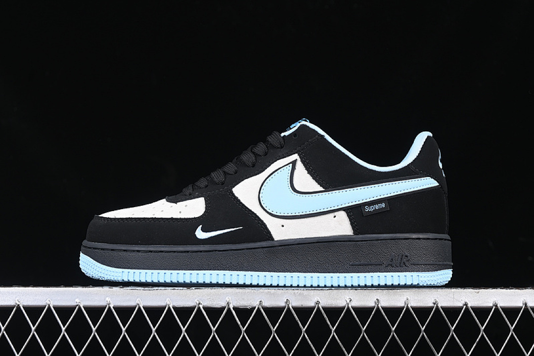 Nike Nike AIR FORCE 1 07 LOW SUPREME WHITE/BLACK/BLUE · DF0188-025, photo 1