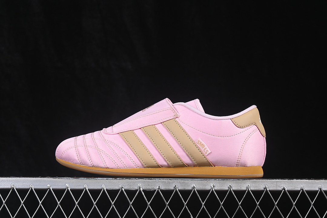 On Running [JQ8209]-[ORIGINALS TAEKWONDO TRAINING SHOES LIGHT PINK/PINK]-[WOMAN:35-39]-[MAN:40], photo 1