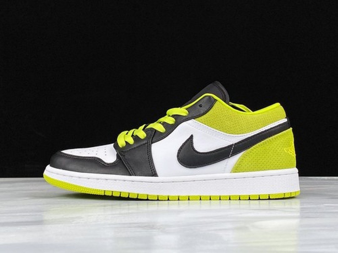 Jordan AIR Jordan 1 LOW CYBER GREEN BLACK/WHITE/GREEN · CK3022-003, photo 1