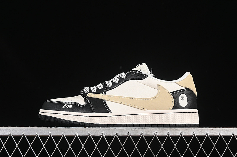 Jordan TRAVIS SCOTT X FRAGMENT DESIGN AIR Jordan 1 LOW OG SP WHITE/GREY/BLACK · JJ2508-552, photo 1