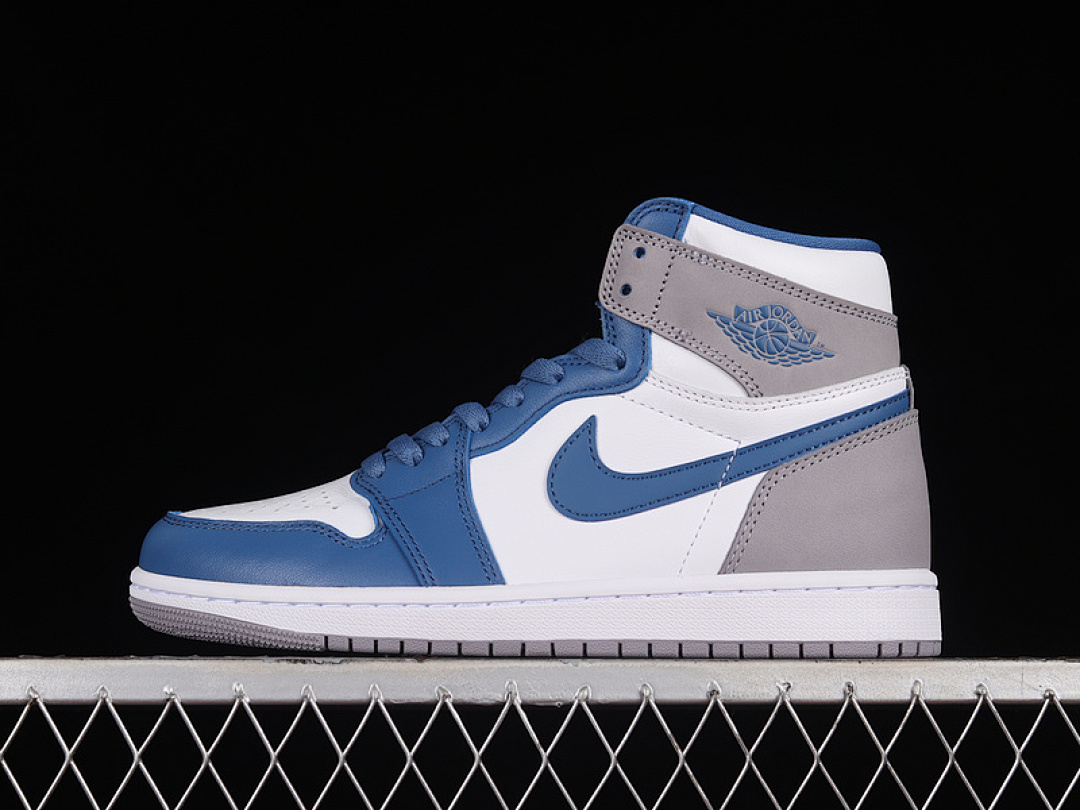 Jordan [DZ5485-410]-[AIR JORDAN 1 RETRO HIGH OG TRUE BLUE/WHITE/CEMENT GREY]-[MAN:40-47.5], photo 1