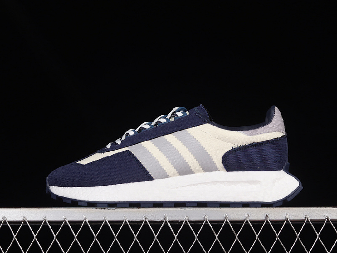 RETROPY E5 SHOES TECH INDIGO/CREAM WHITE · HQ6331, photo 1